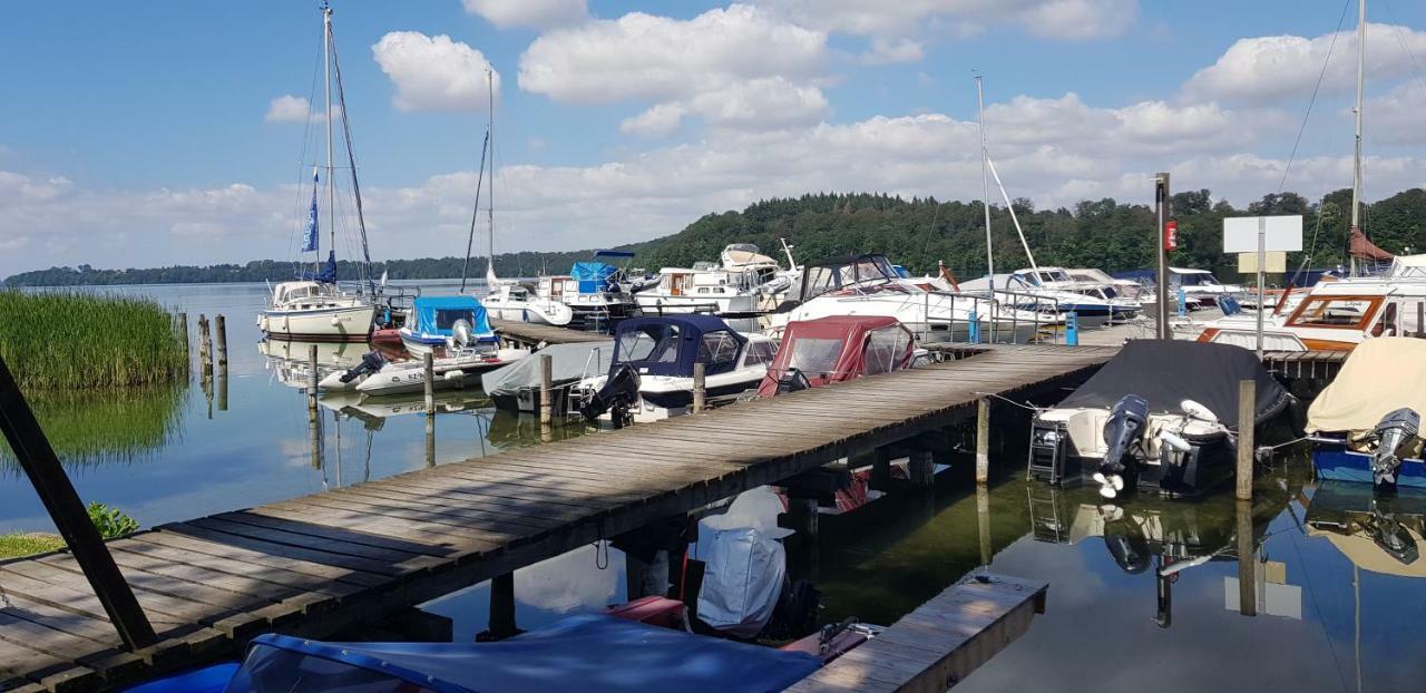 Ferienwohnung Am Schweriner See Raben Steinfeld Dış mekan fotoğraf
